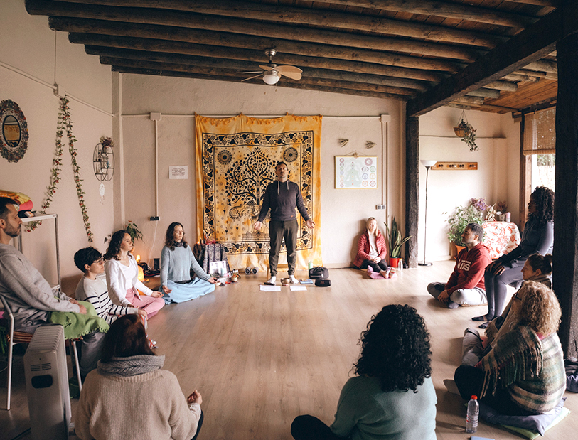 Retiro grupal de un día siente tu energía con clase de bioenergética y doble activación energética kundalini